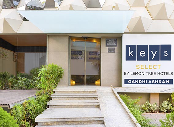hotel near gandhi ashram ahmedabad
